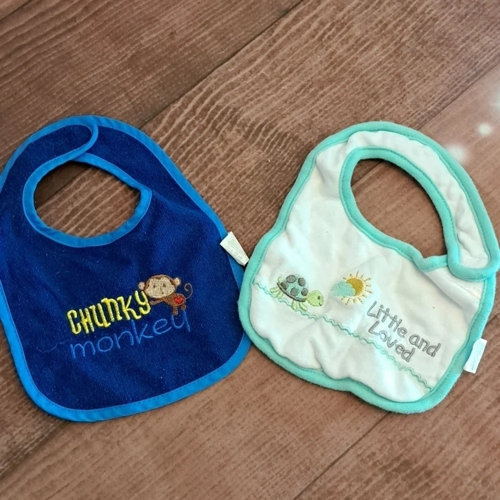 2 bibs Bibs/Accessories, Size OSBB for Kids